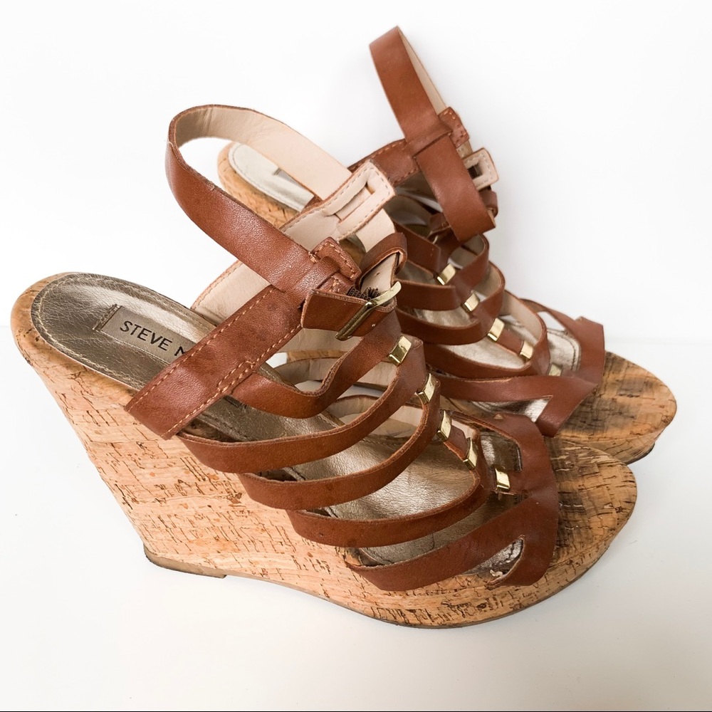 Steve Madden Brown Wedges